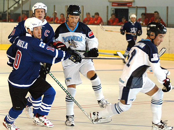 2009-06  CZ - Západní Čechy-Plzeň-MS v hokejbalu, Bermudy-Finsko