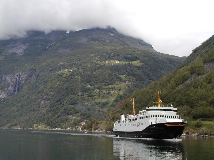 1993-07  N - Sognefjord-trajektová doprava je nutností