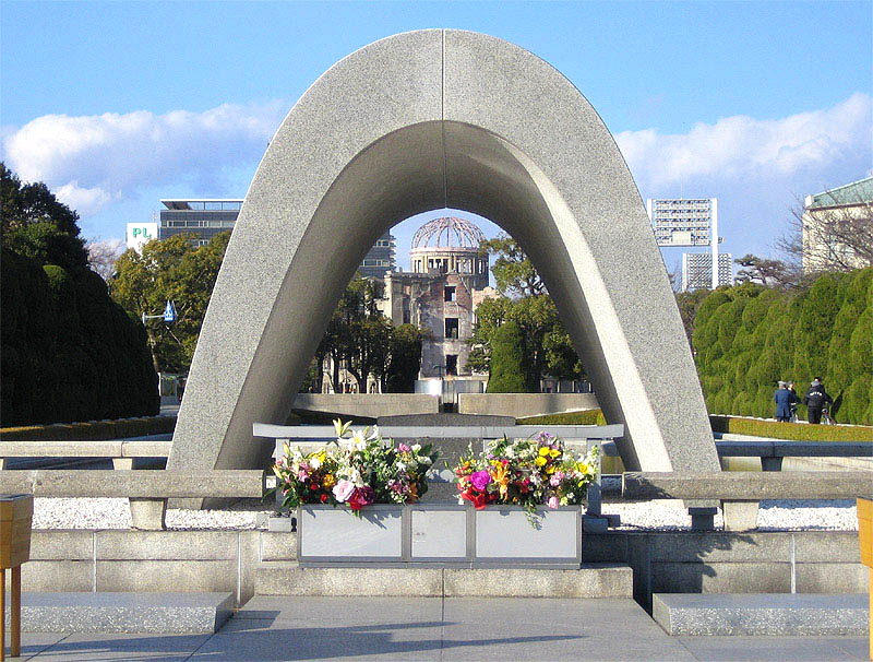 2003-03 J - Čúgoku-Hiroshima-památník obětem  6. 8.1945
