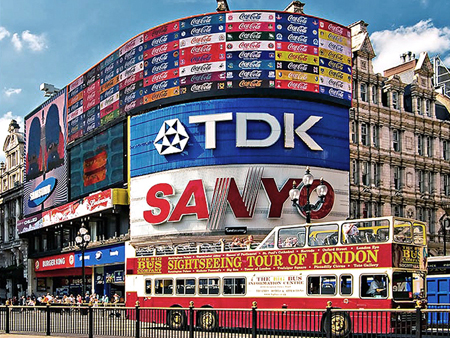 1996-10 UK - London-náměstí Piccadilly Circus