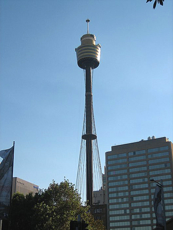 1997-04  AUS - NSW-Sydney-vyhlídková 305 metrů vysoká Tower